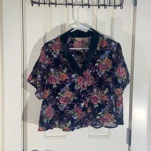 Vintage Victoria’s Secret Gold Tag Black&Pink Floral Sheer Cropped Sleep Top
